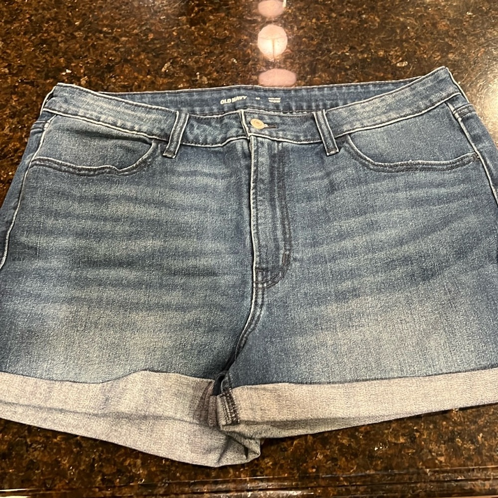 Old Navy shorts